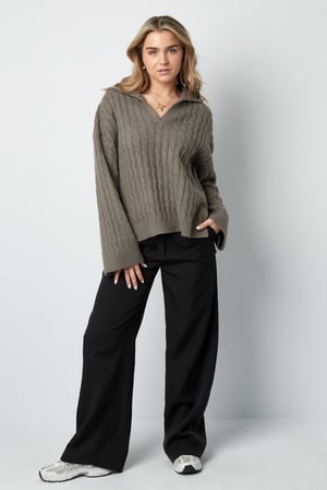 Comodo maglione lavorato a trecce h5 Immagine3
